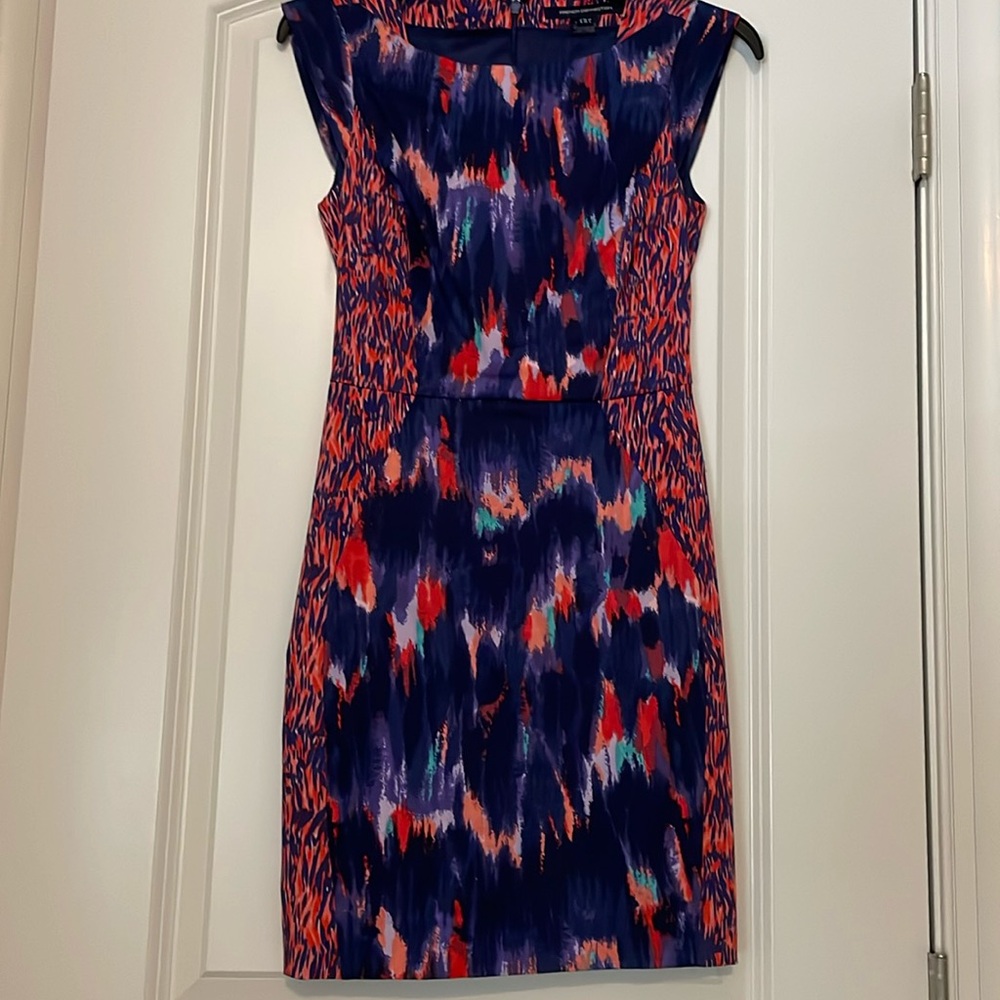 French connection. Worn twice only. Beautiful dress. Form fitting.